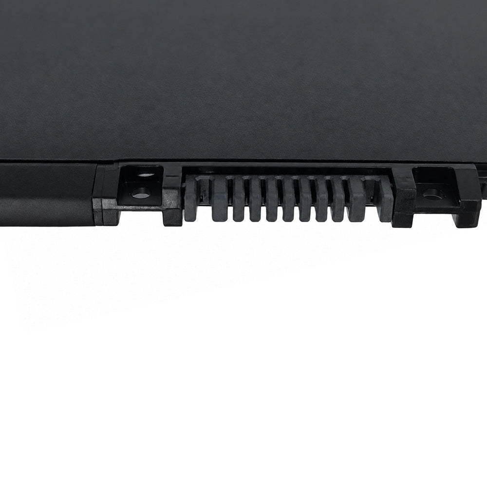 Close-up of TI04XL compatible laptop battery connector for HP Envy 17-CH000 17m-CH000 17t-CH000