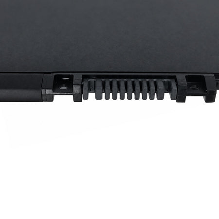 Close-up of TI04XL compatible laptop battery connector for HP Envy 17-CH000 17m-CH000 17t-CH000